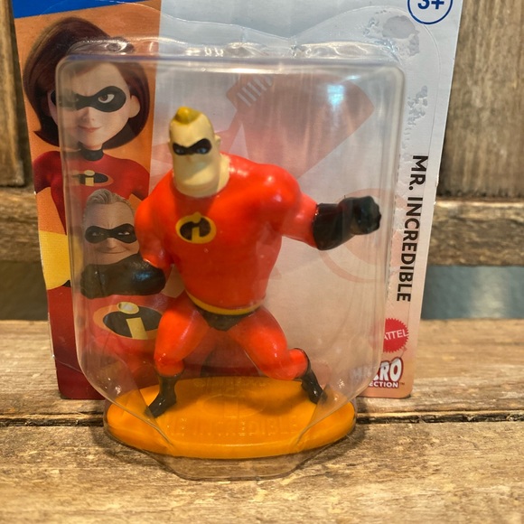 The Incredibles Micro Collection Set of 5, Mr. Incredible Elastigirl Violet Dash - Picture 7 of 15